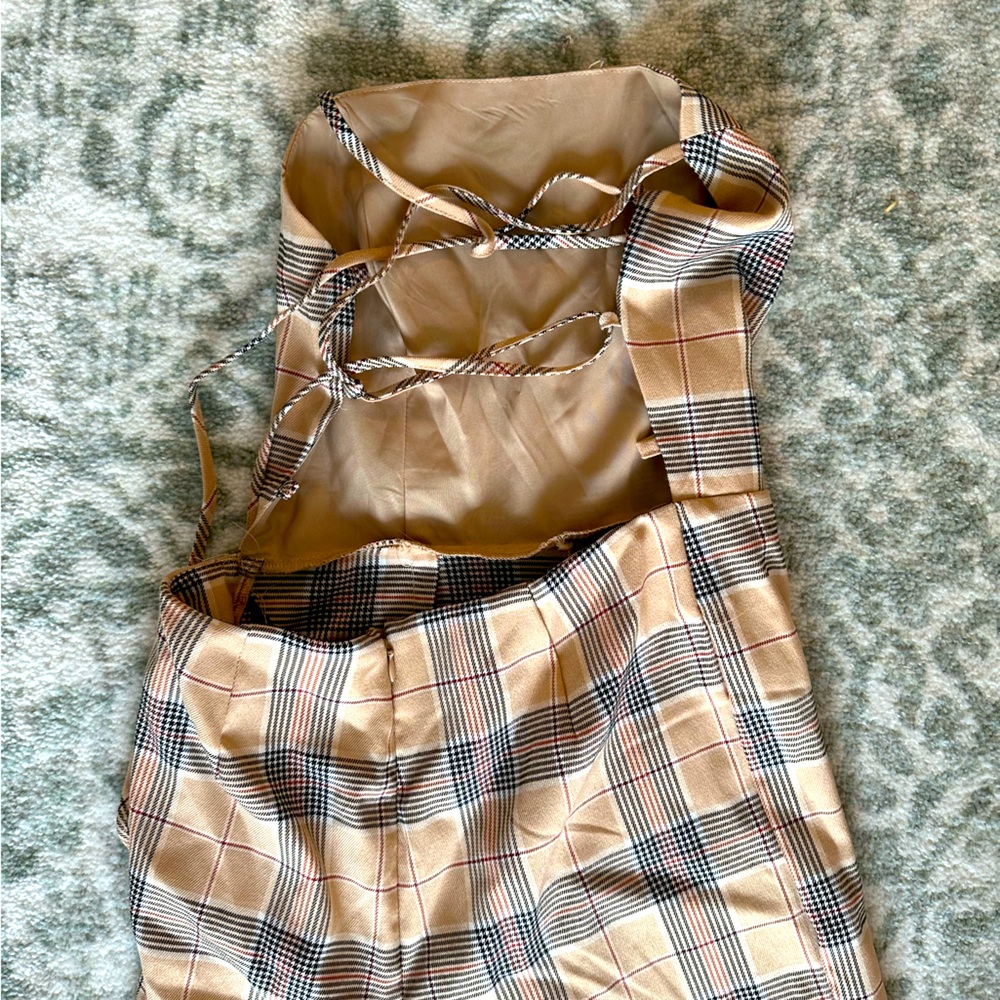 Medium Burberry printed jumpsuit with open back